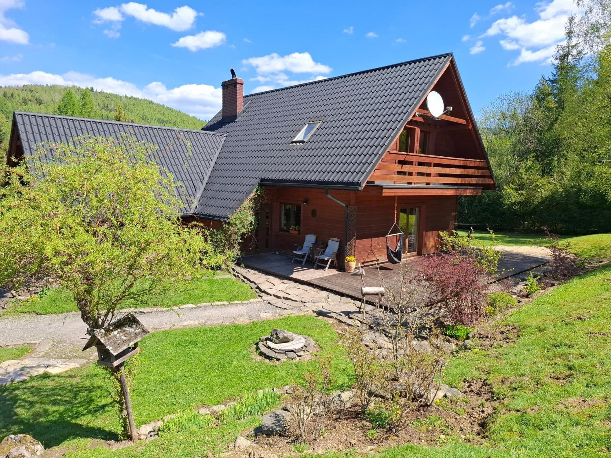 Villa Dom Pod Wilczym Groniem Rajcza Exterior foto